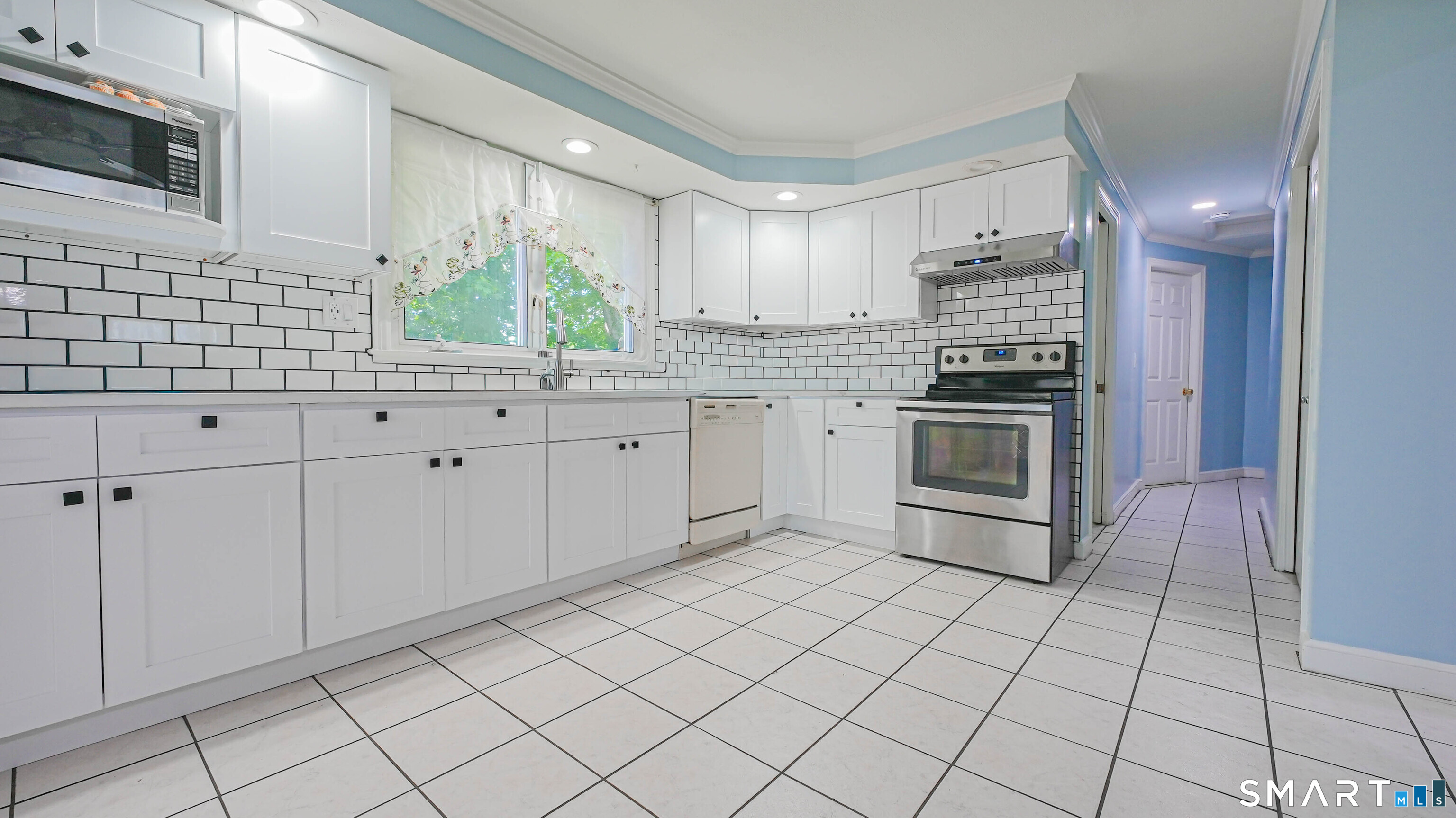 114 Highland Avenue East Haven CT 06513