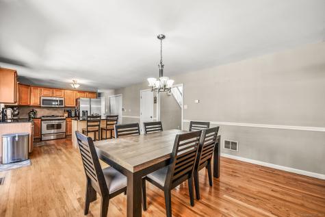 52 Oakland Court Meriden CT 06450