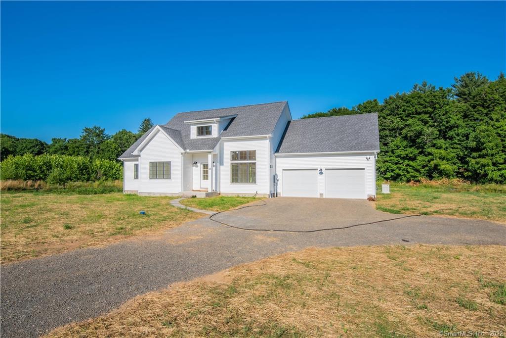 12 Strong Field Road Woodbury CT 06798