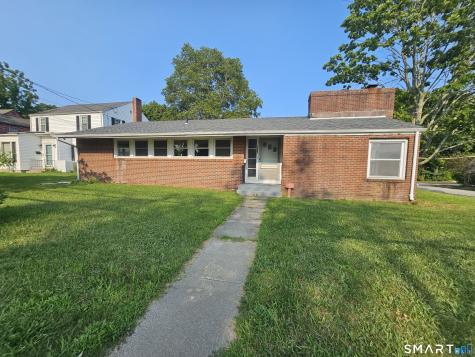 762 Ocean Avenue New London CT 06320