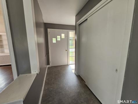 762 Ocean Avenue New London CT 06320