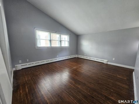 762 Ocean Avenue New London CT 06320