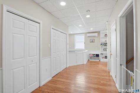 17 Vine Street Putnam CT 06260