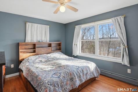 17 Vine Street Putnam CT 06260