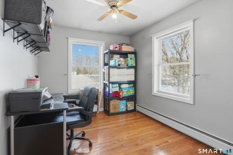 17 Vine Street Putnam CT 06260