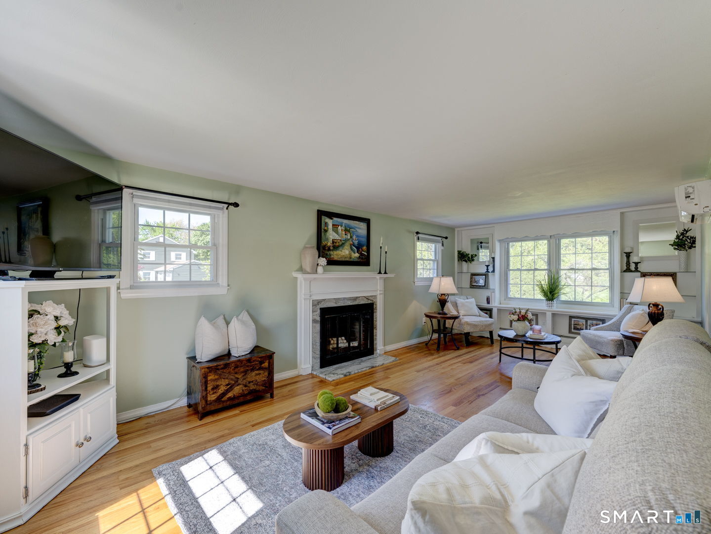 49 Whitehall Drive East Hartford CT 06118