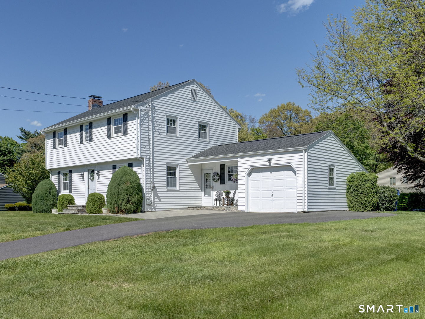 49 Whitehall Drive East Hartford CT 06118
