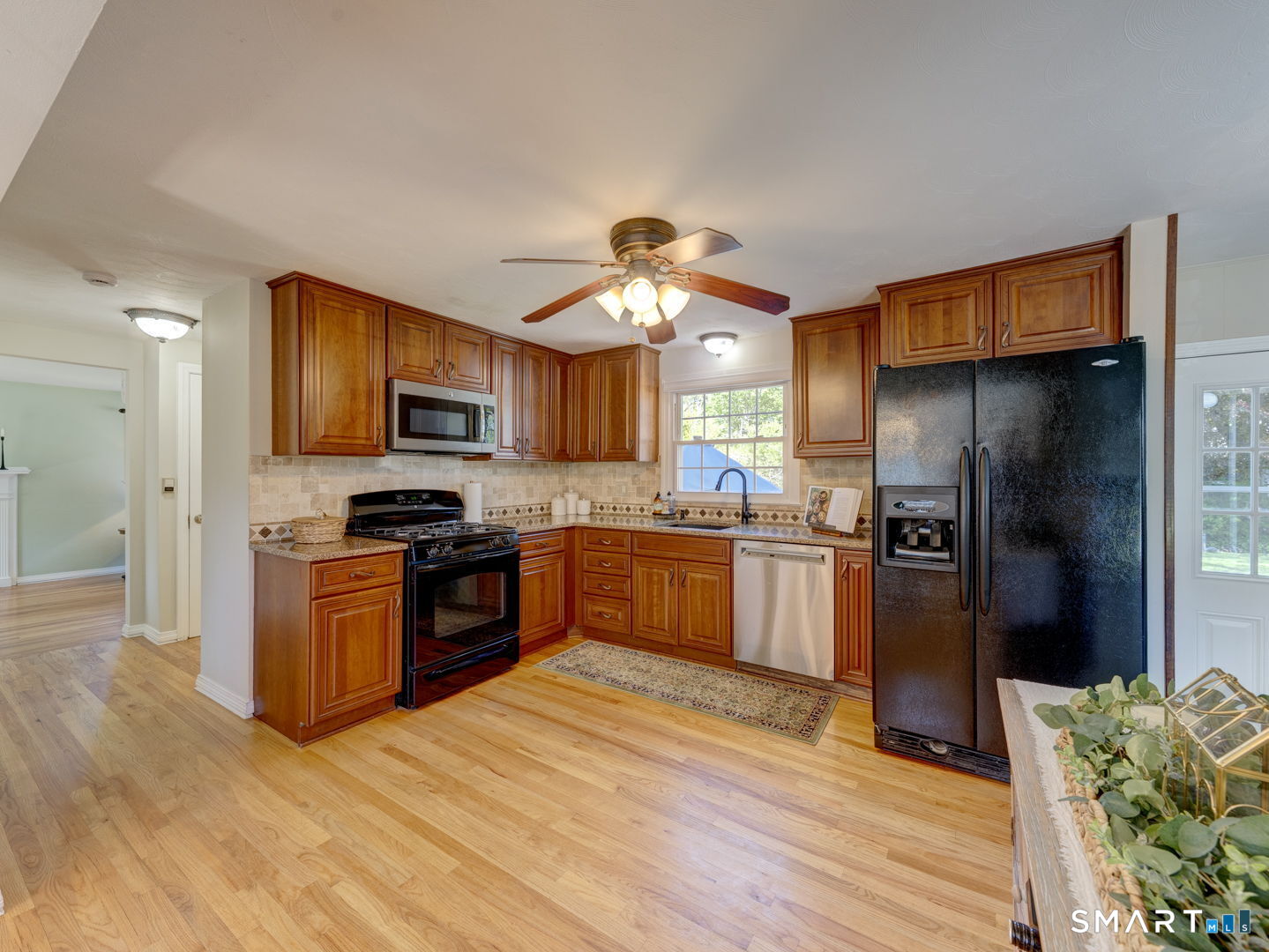 49 Whitehall Drive East Hartford CT 06118