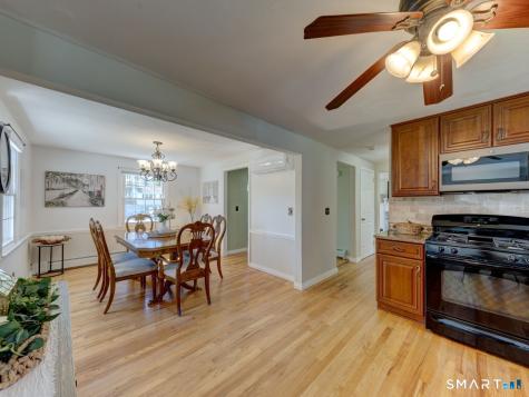 49 Whitehall Drive East Hartford CT 06118