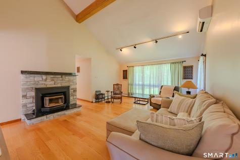4 Briarwood Court Ledyard CT 06335