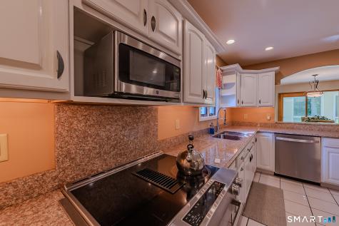 4 Briarwood Court Ledyard CT 06335