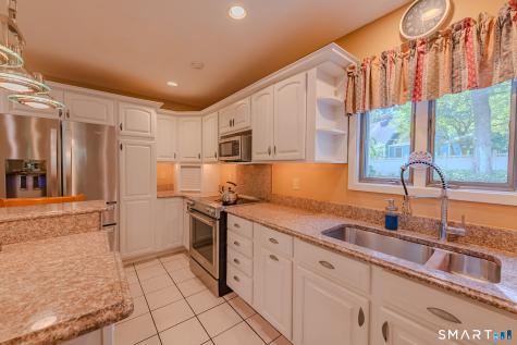 4 Briarwood Court Ledyard CT 06335