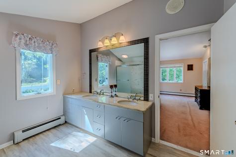 4 Briarwood Court Ledyard CT 06335