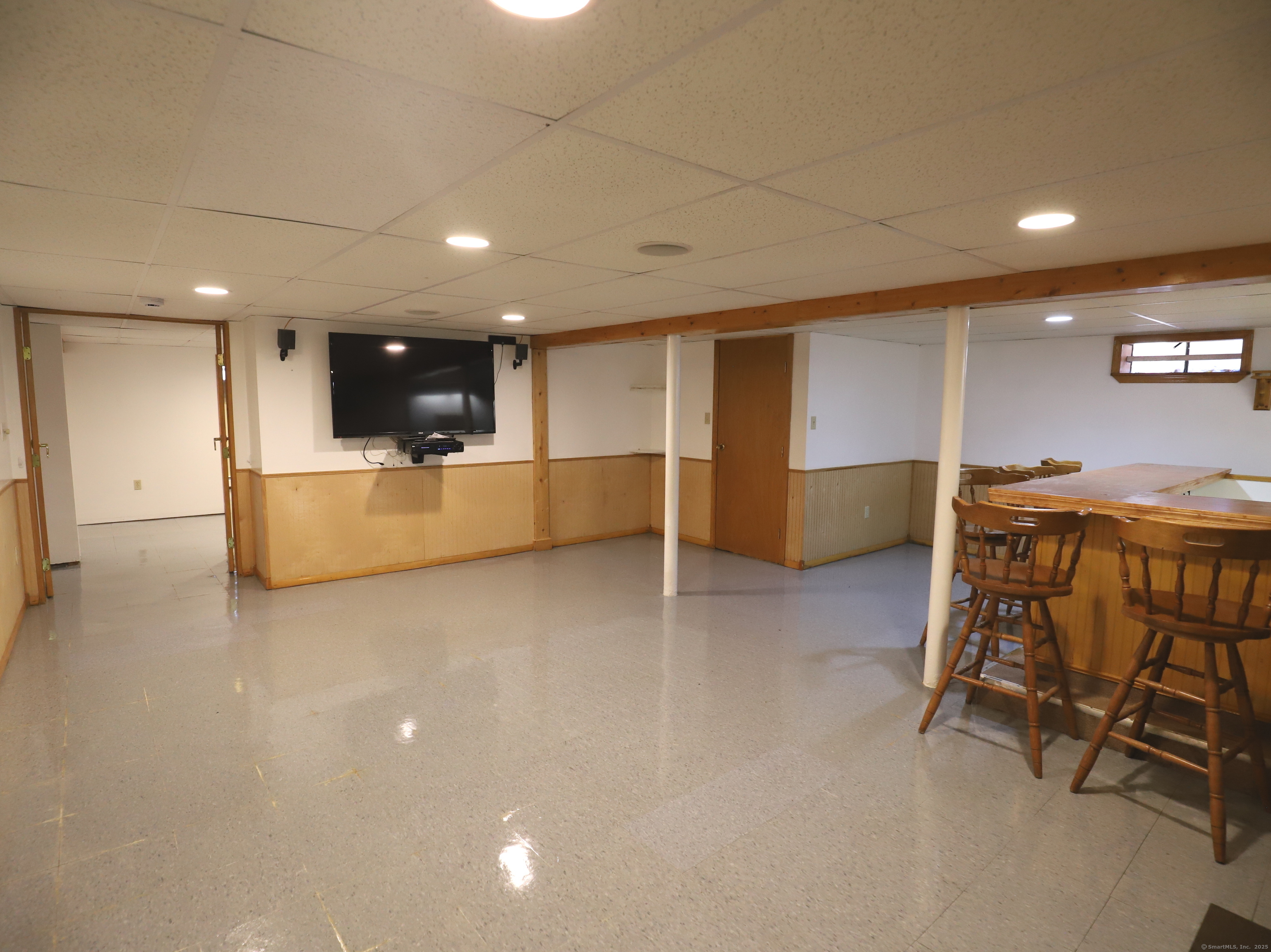 76 Syracuse Drive East Hartford CT 06108