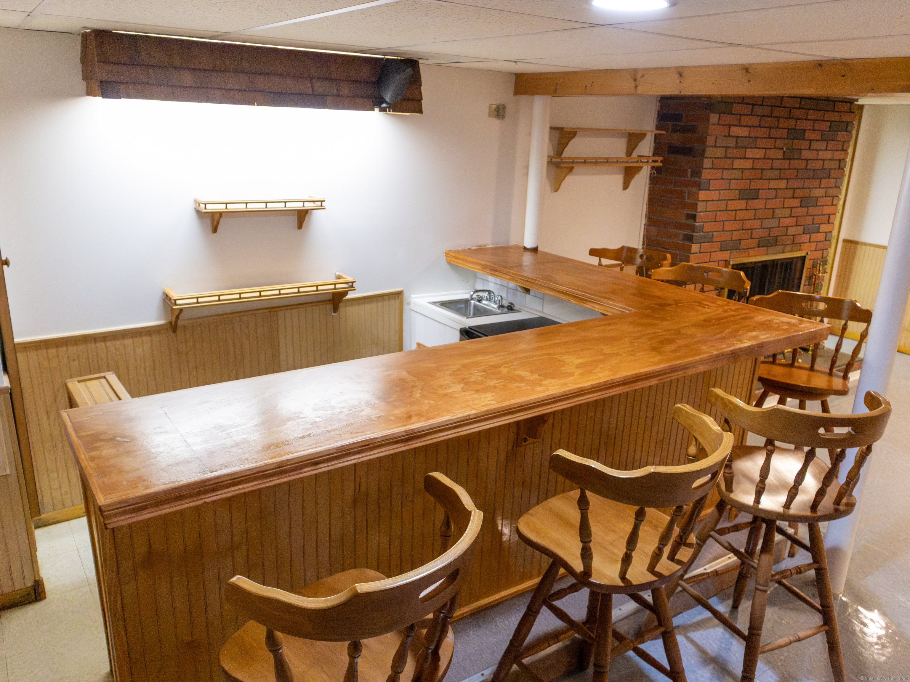 76 Syracuse Drive East Hartford CT 06108