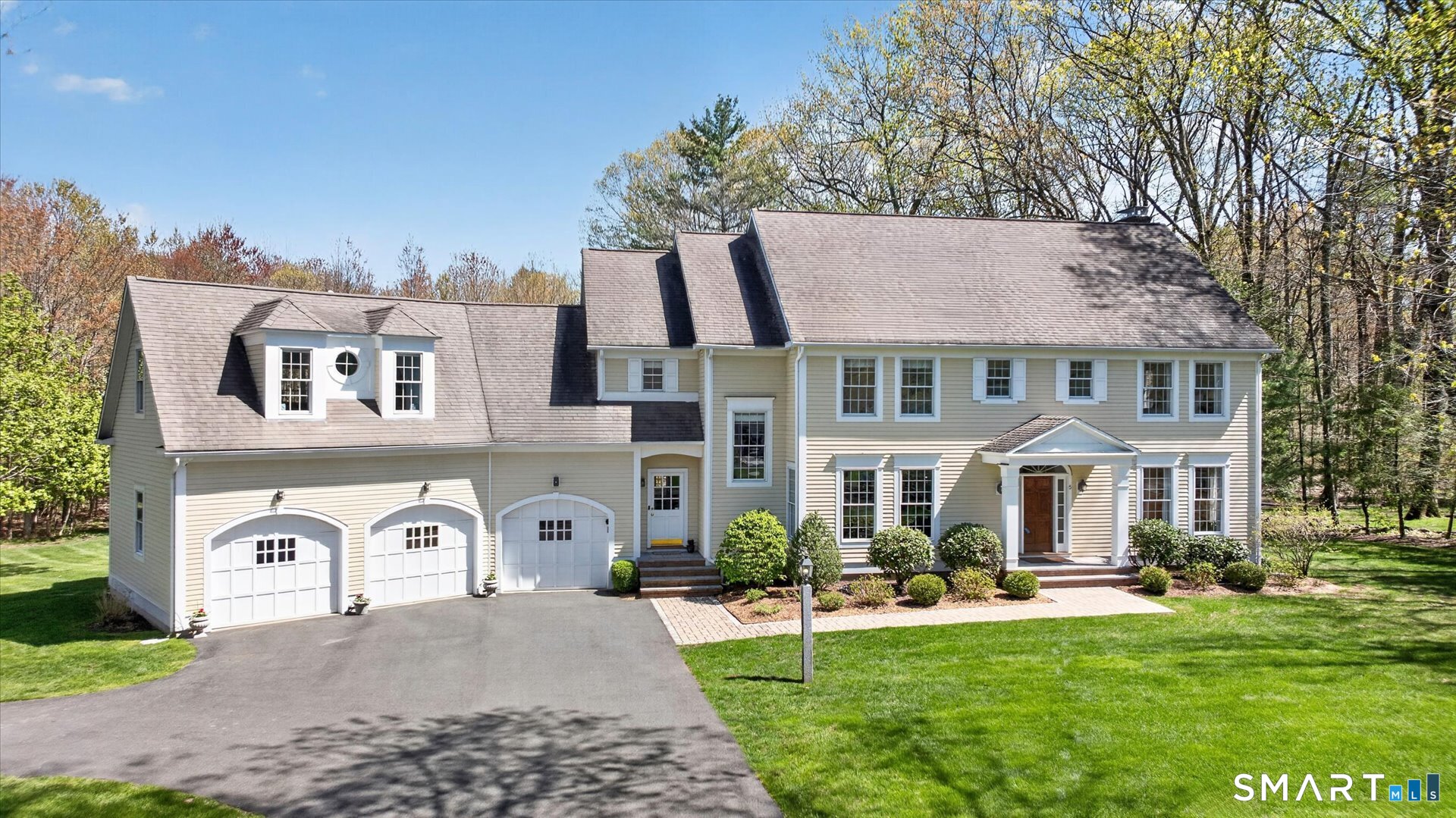5 School House Lane Simsbury CT 06070