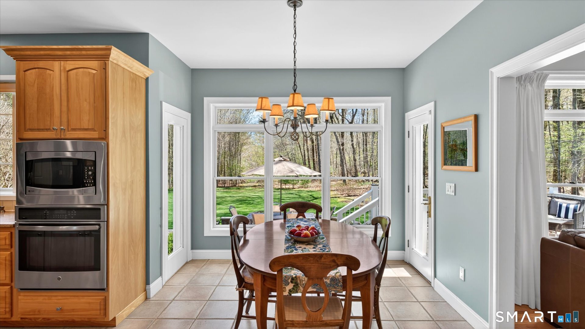 5 School House Lane Simsbury CT 06070