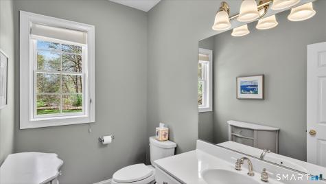 5 School House Lane Simsbury CT 06070