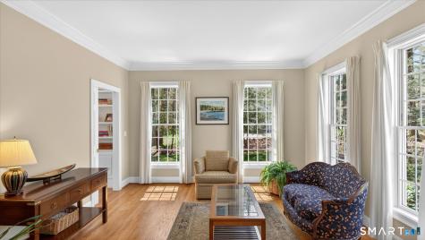 5 School House Lane Simsbury CT 06070
