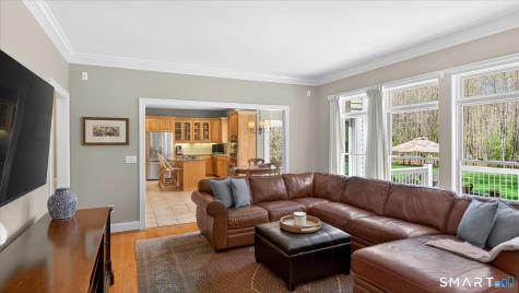 5 School House Lane Simsbury CT 06070