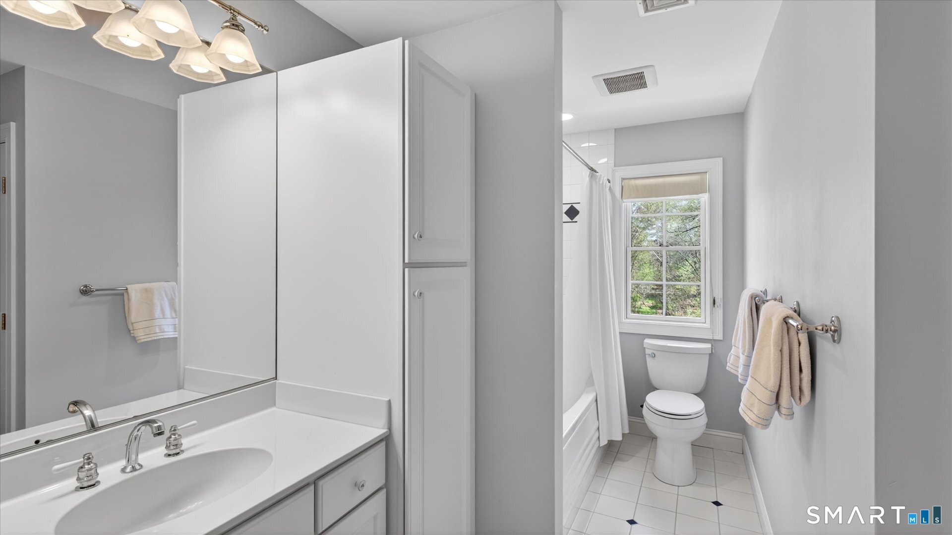 5 School House Lane Simsbury CT 06070