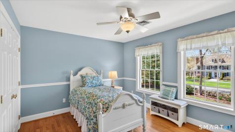 5 School House Lane Simsbury CT 06070