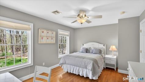 5 School House Lane Simsbury CT 06070