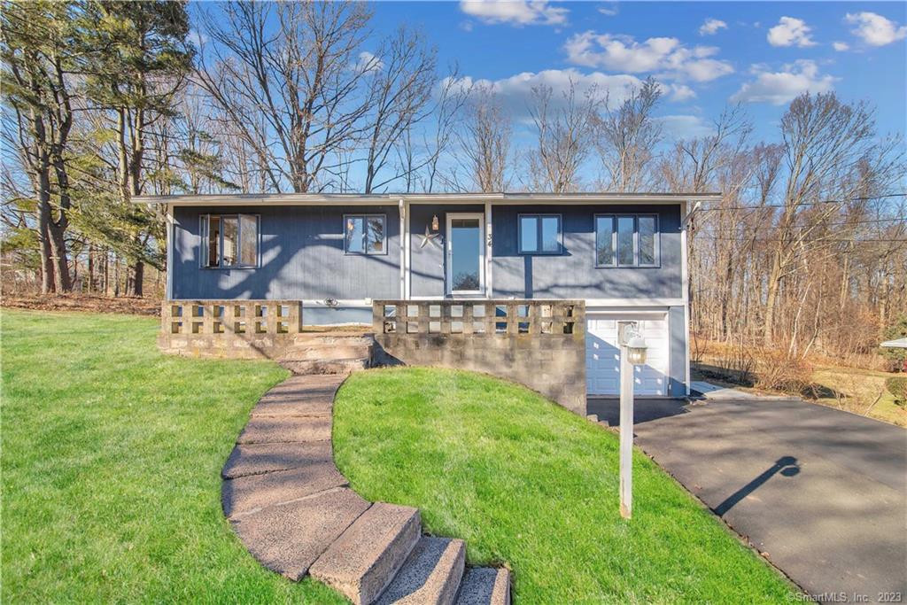 34 Braeside Drive Hamden CT 06514