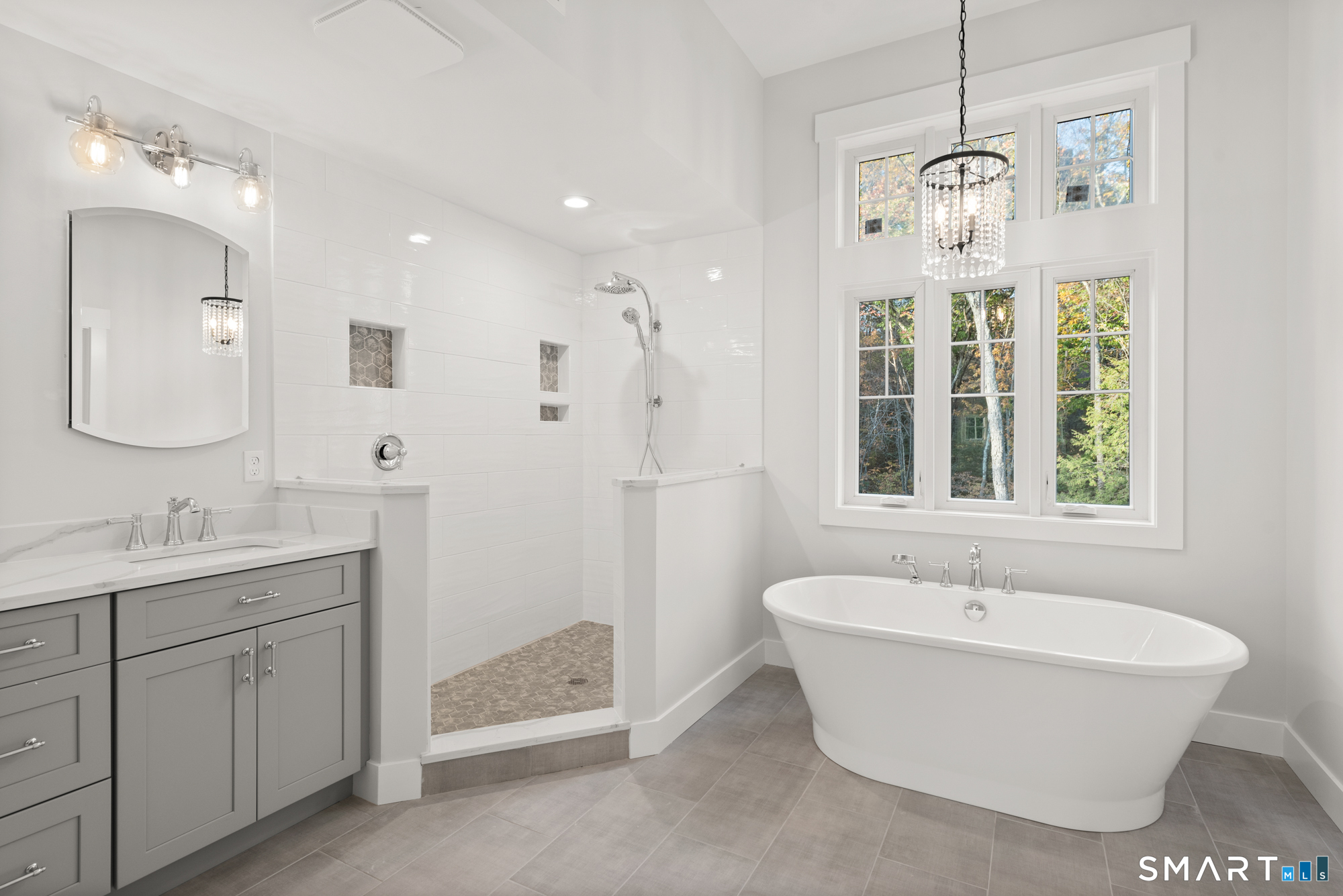 16 Bel Aire Lane Canton CT 06019