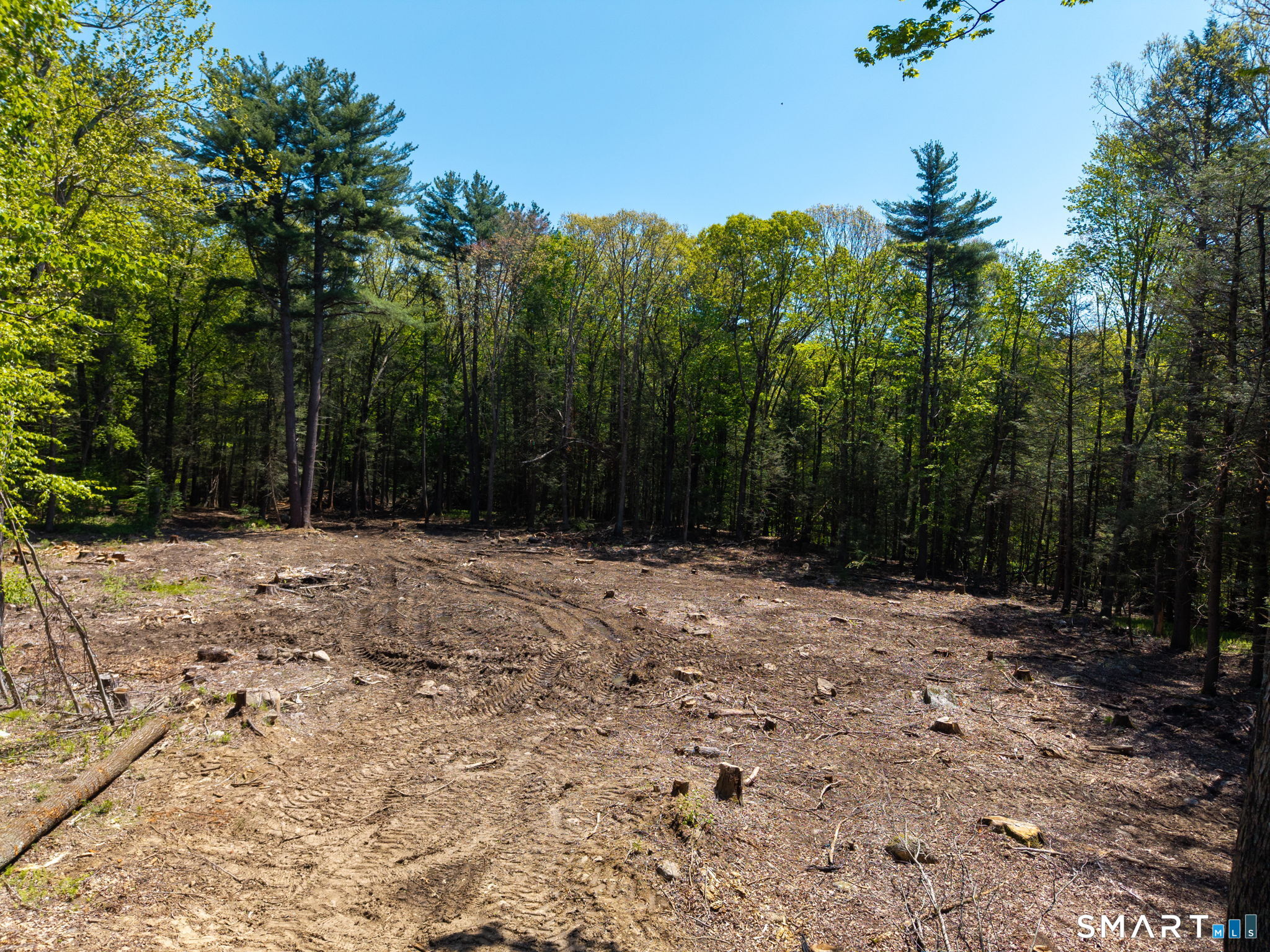 16 Bel Aire Lane Canton CT 06019