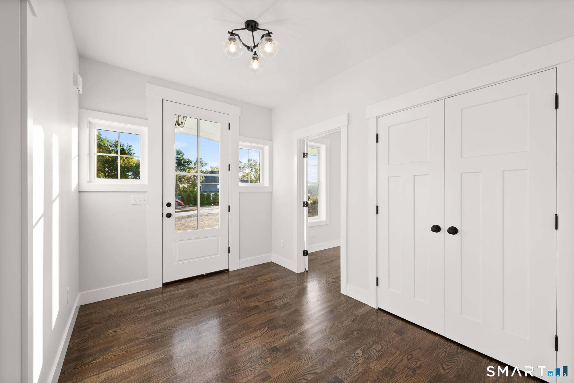 16 Bel Aire Lane Canton CT 06019