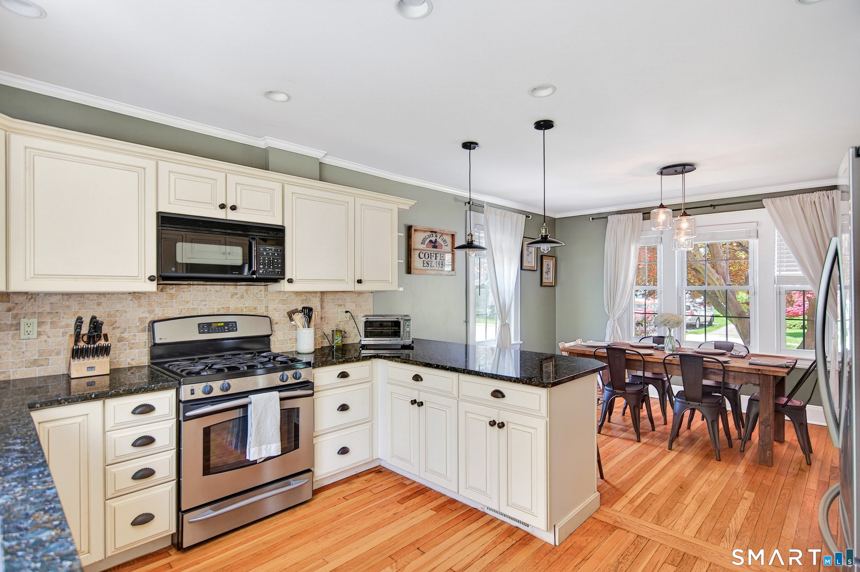 48 Bungalow Park Stamford CT 06902