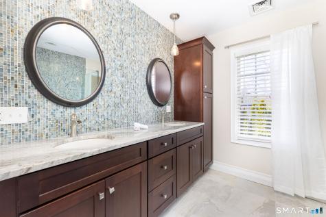129 East Lake Street Winchester CT 06098