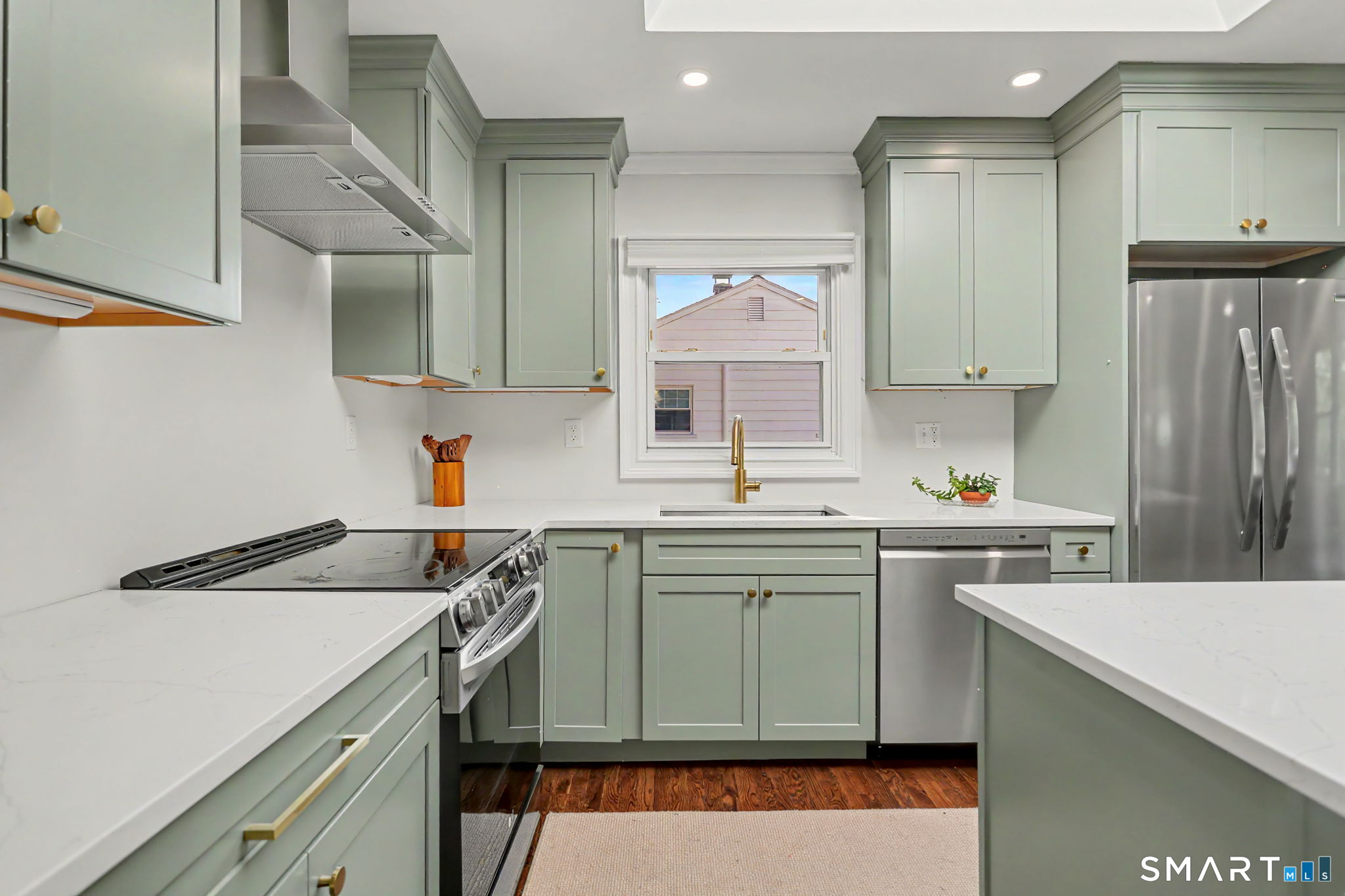 93 Easy Street Milford CT 06460