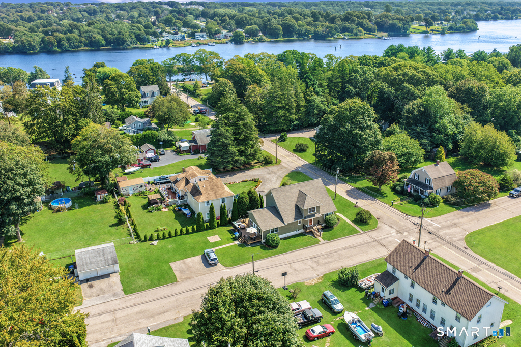 27 Mystic Avenue Stonington CT 06379