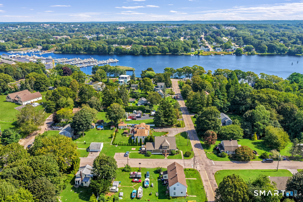 27 Mystic Avenue Stonington CT 06379