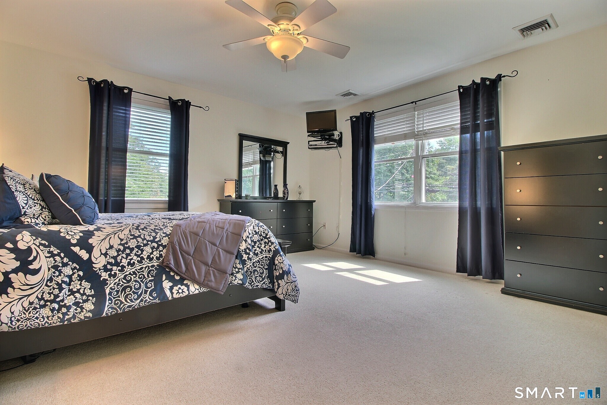 27 Mystic Avenue Stonington CT 06379