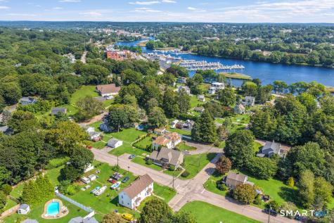 27 Mystic Avenue Stonington CT 06379