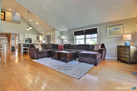 27 Mystic Avenue Stonington CT 06379
