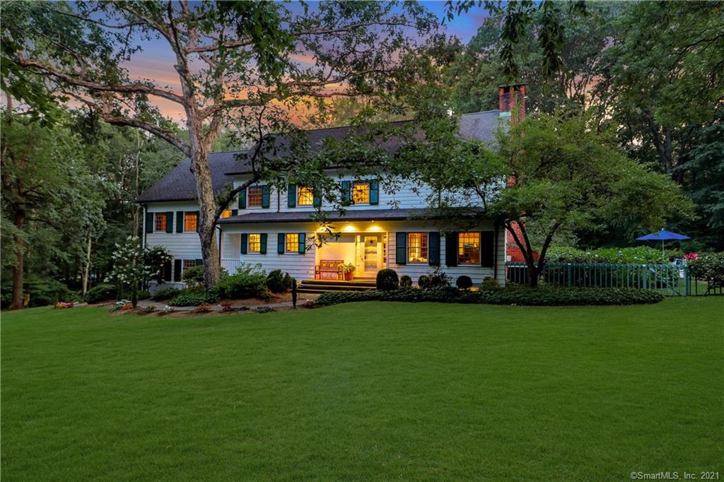 30 Hickory Knoll Drive Easton CT 06612