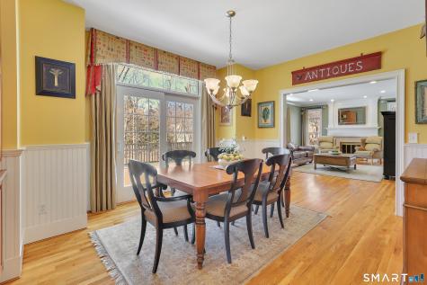 9 White Oak Lane Avon CT 06001
