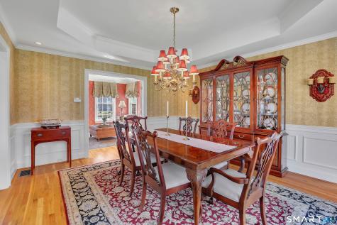 9 White Oak Lane Avon CT 06001