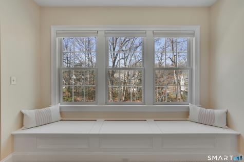 9 White Oak Lane Avon CT 06001