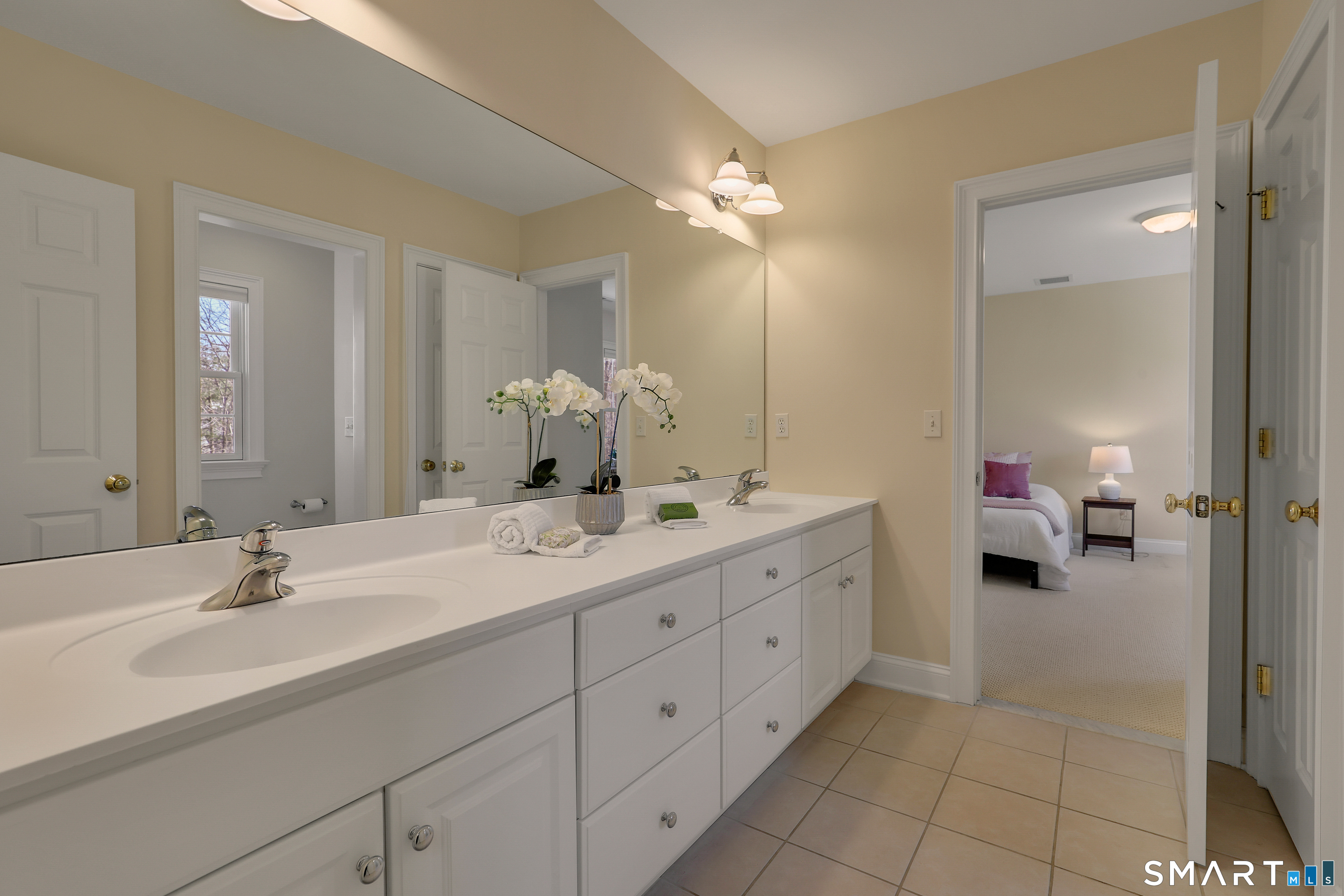 9 White Oak Lane Avon CT 06001