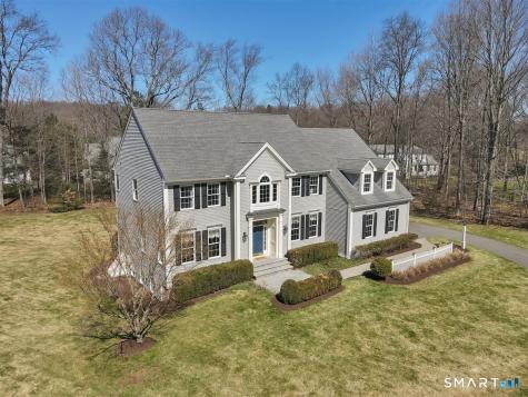 9 White Oak Lane Avon CT 06001