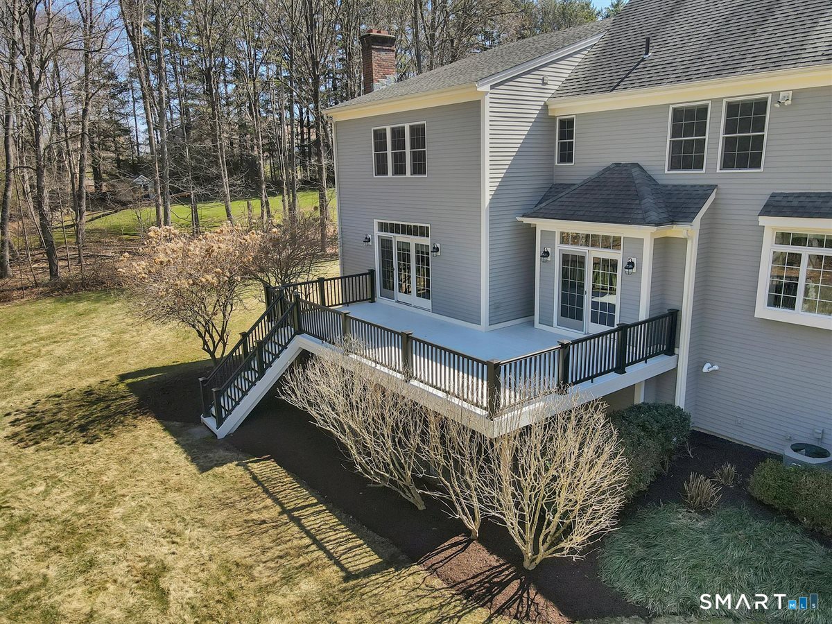 9 White Oak Lane Avon CT 06001