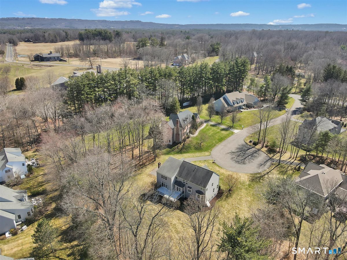 9 White Oak Lane Avon CT 06001