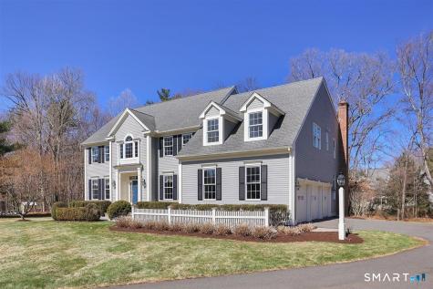 9 White Oak Lane Avon CT 06001