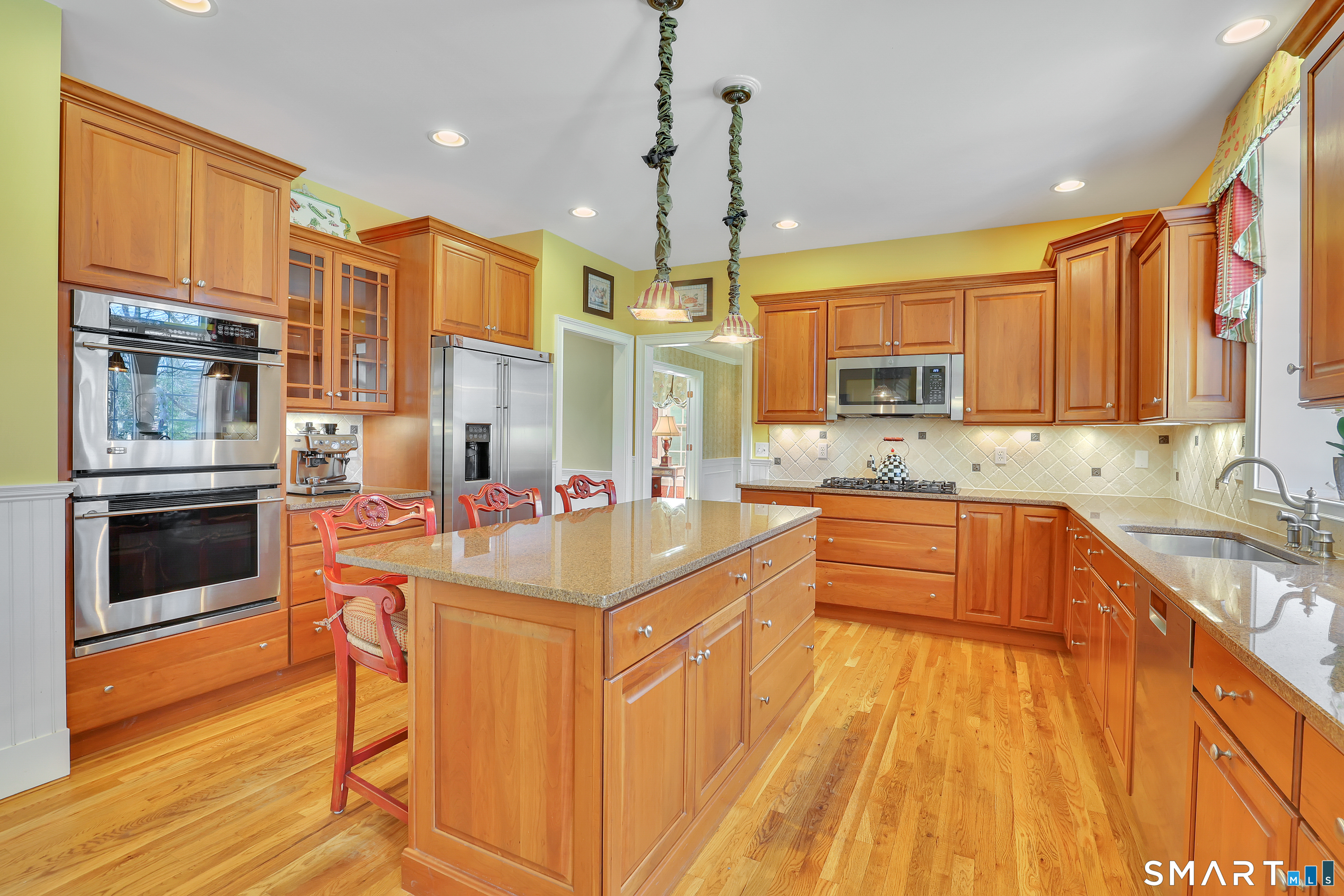 9 White Oak Lane Avon CT 06001