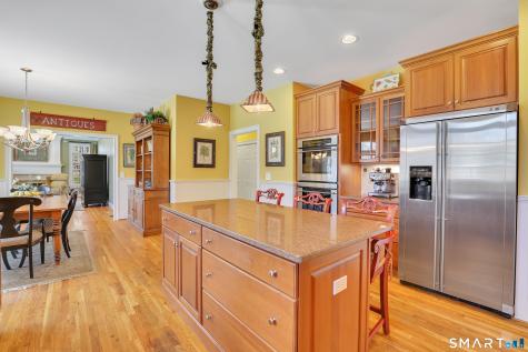 9 White Oak Lane Avon CT 06001
